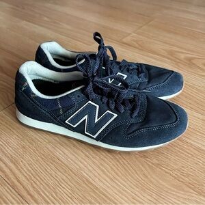 New Balance 996 Navy Casual Sneakers Women’s 6.5